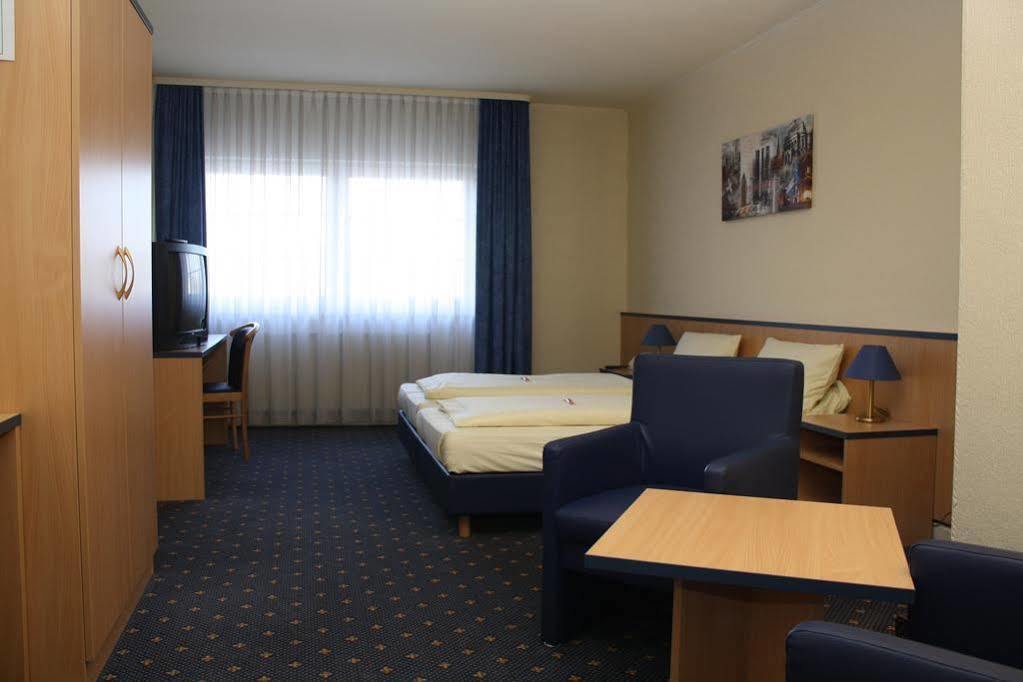 Stern Am Rathaus Hotell Köln Exteriör bild